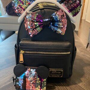 NWT Loungefly Disney Minnie Mouse Rainbow Sequin Mini Backpack + Card Holder